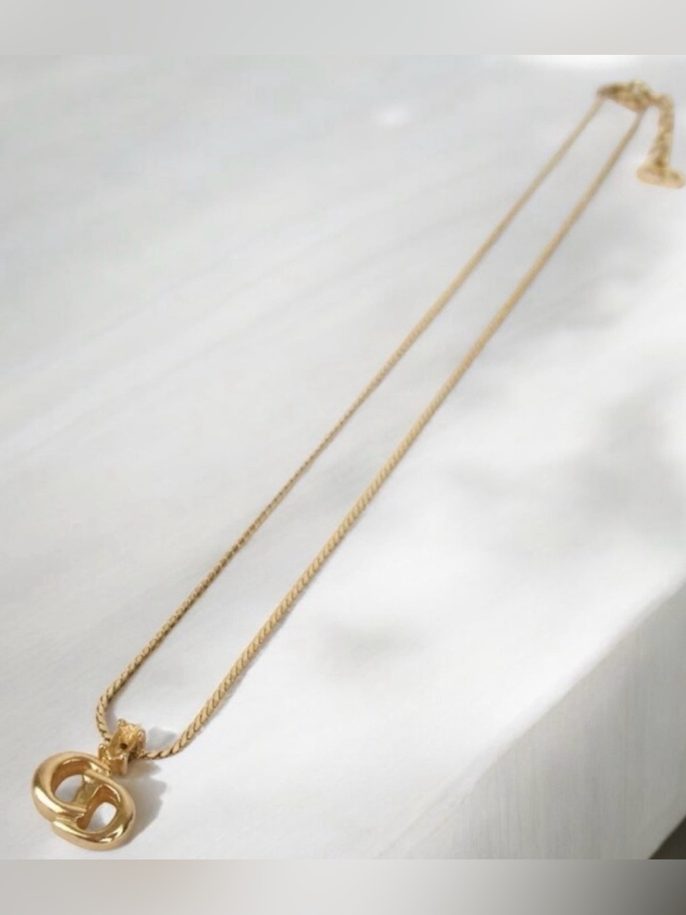 Christian Dior Signature Logo Necklace- 15β-17β π₯π€© - Picture 14 of 17